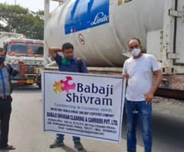 Project team beside the oxygen tank
