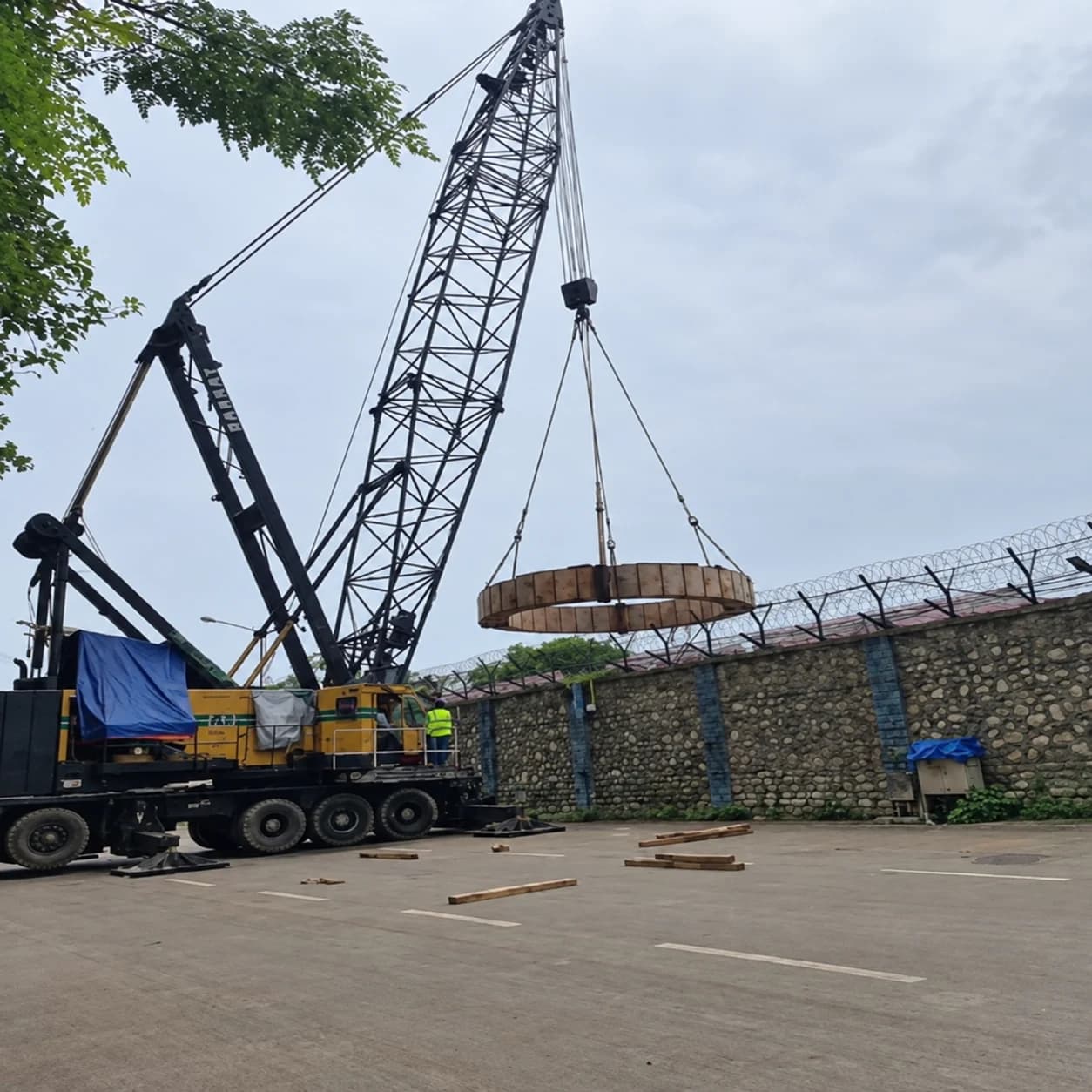 Special lifting operation